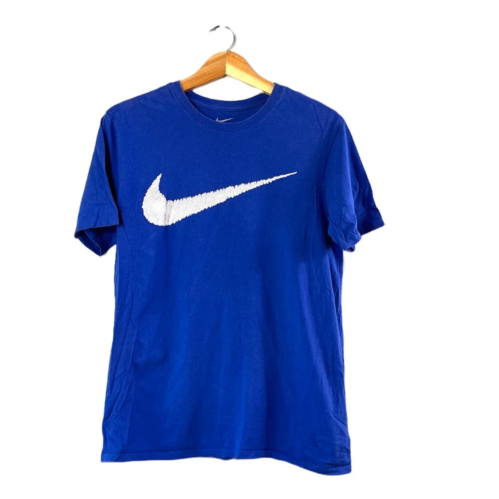 Men's Blue Solid The Nike T-Shirt M